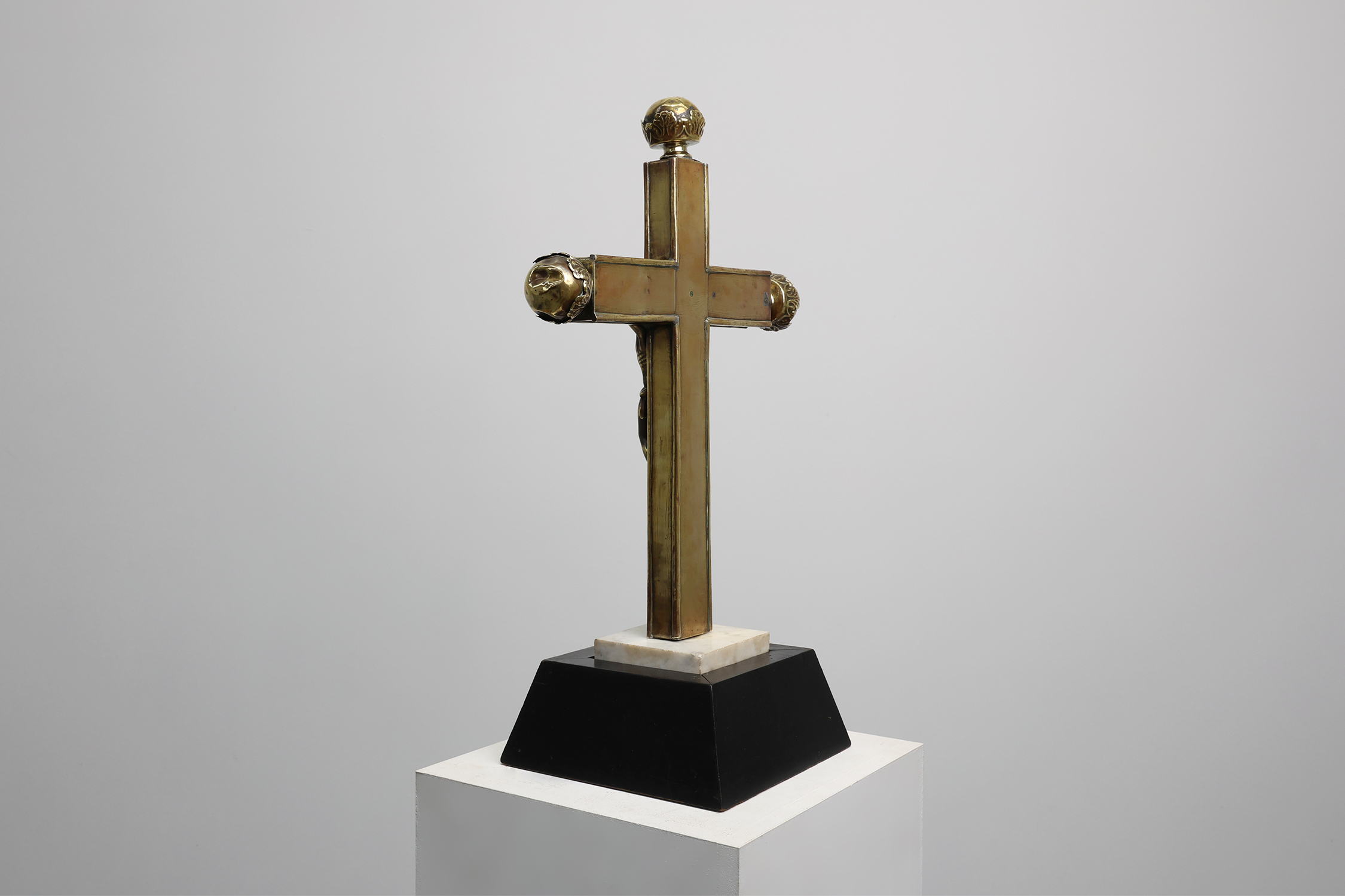 Belgian Processional Crucifix on Pedestal, 16th Centurythumbnail